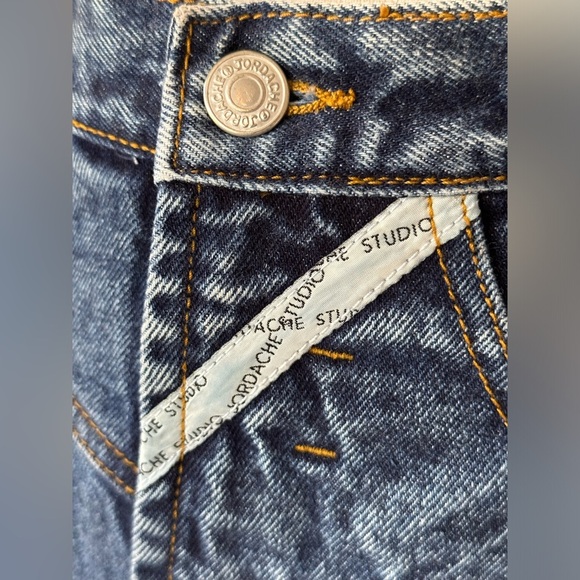 Jordache | 80s Vintage Stonewashed Midi Denim Pencil Skirt - Picture 4 of 12